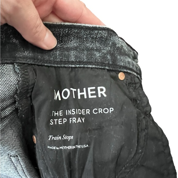 MOTHER Denim The Insider Crop Step Fray Jeans Wash Train Stops Size 24 - Picture 9 of 16